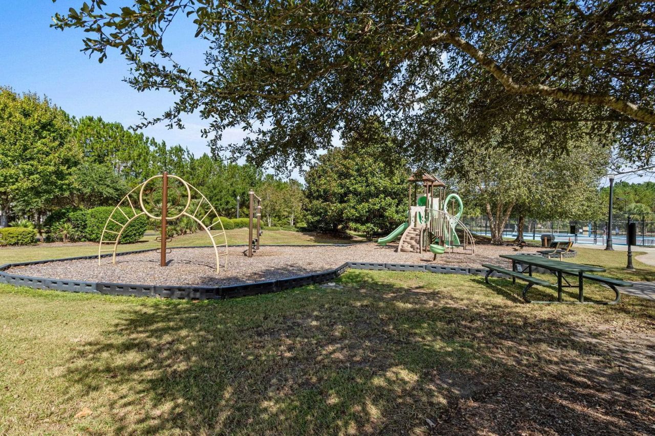 54 Summerlight Dr. Photo 40