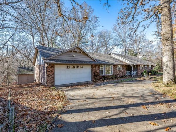 14637 Bogey Lane, Rogers, AR 72756