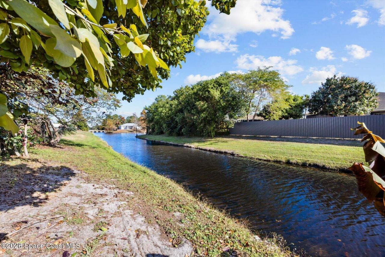 111 SW Ladybug Drive, Port Saint Lucie, FL 34953 Photo