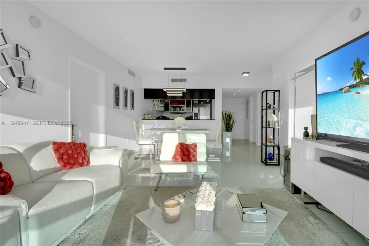 1800 N Bayshore Dr, Unit 3410, Miami, FL 33132 Photo