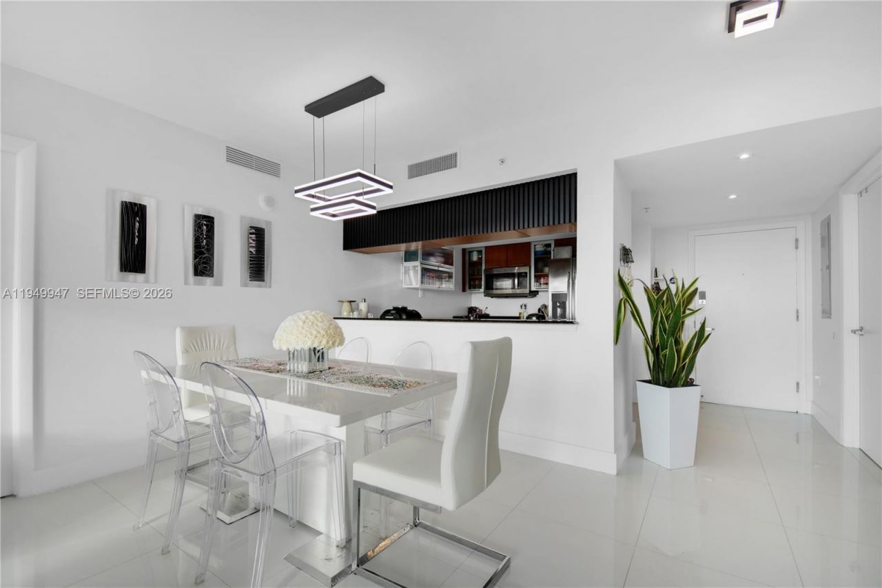 1800 N Bayshore Dr, Unit 3410, Miami, FL 33132 Photo