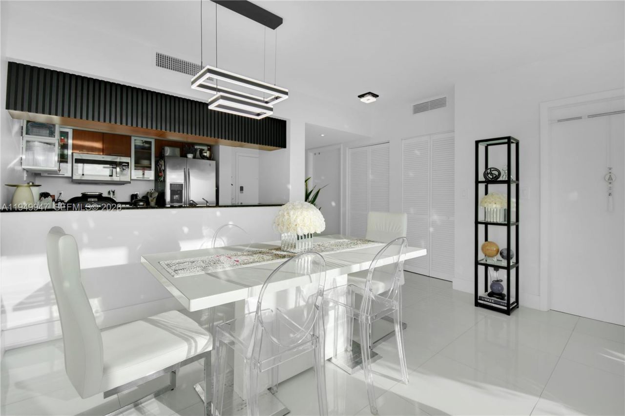 1800 N Bayshore Dr, Unit 3410, Miami, FL 33132 Photo