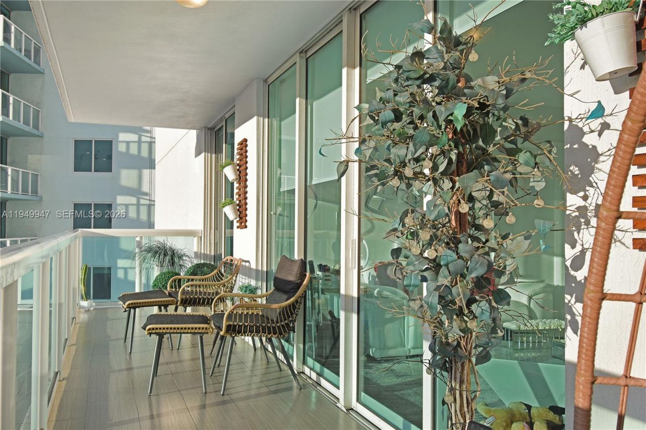 1800 N Bayshore Dr, Unit 3410, Miami, FL 33132 Photo