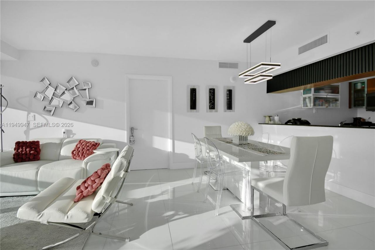 1800 N Bayshore Dr, Unit 3410, Miami, FL 33132 Photo