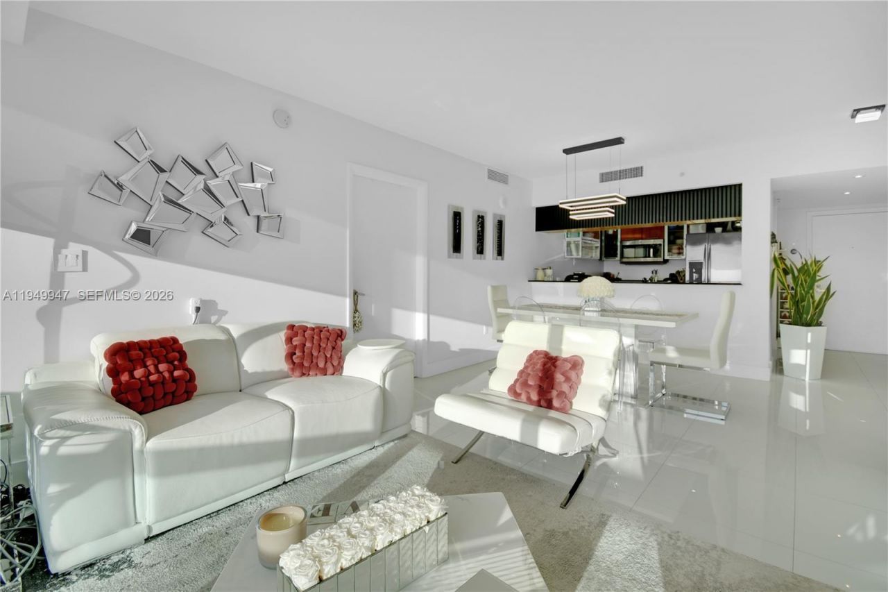 1800 N Bayshore Dr, Unit 3410, Miami, FL 33132 Photo