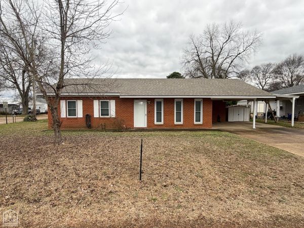 201 Elm Street, Lake City, AR 72437
