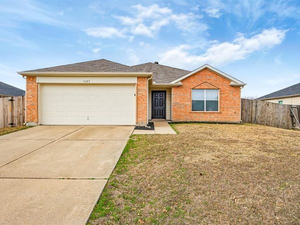 1603 Wavecrest Drive, Glenn Heights, TX 75154
