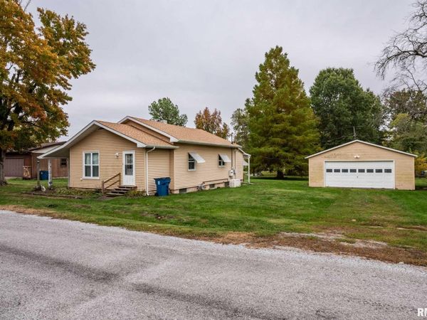 308 W FLORA Street, Valier, IL 62891