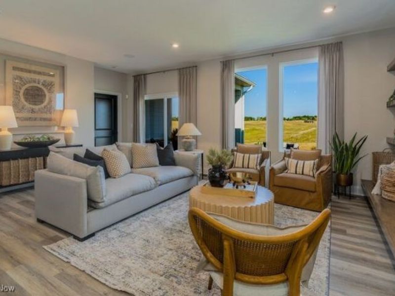 827 Colesbourne Circle, Uniontown, OH 44685 Photo 4