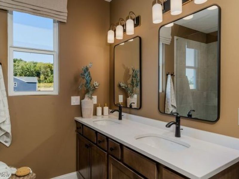 827 Colesbourne Circle, Uniontown, OH 44685 Photo 40