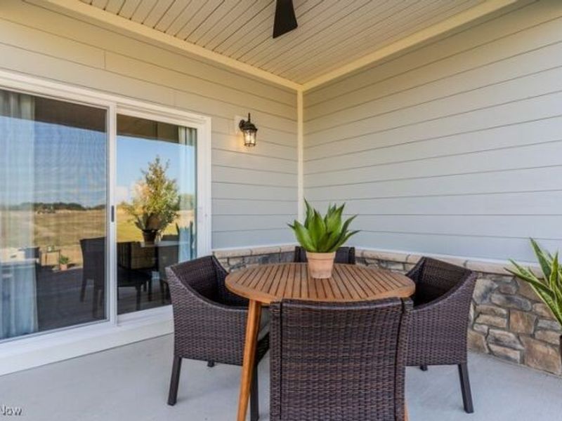 827 Colesbourne Circle, Uniontown, OH 44685 Photo 48