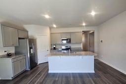 143 Honey Jar Way photo 4