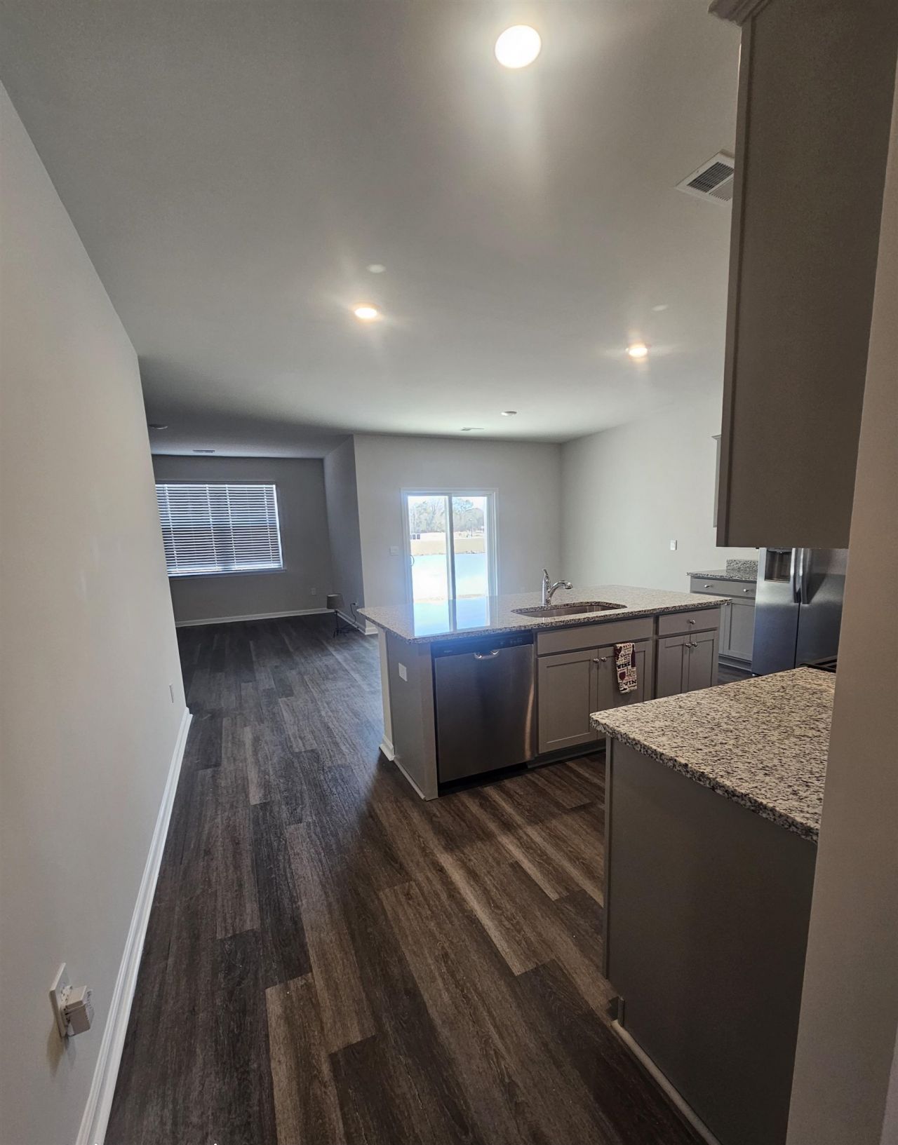 143 Honey Jar Way Photo 6