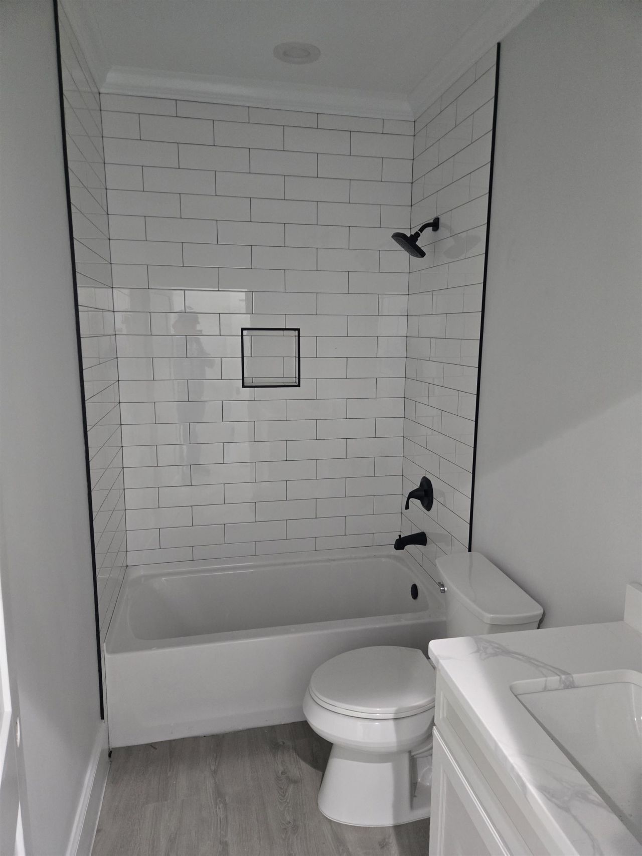 1007 Perrin Dr. Photo 16