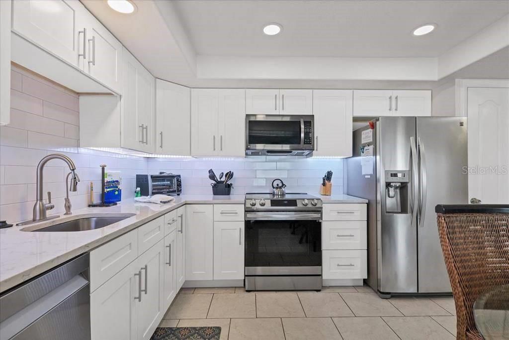 6154 Midnight Pass Road, Unit 103, Sarasota, FL 34242 Photo