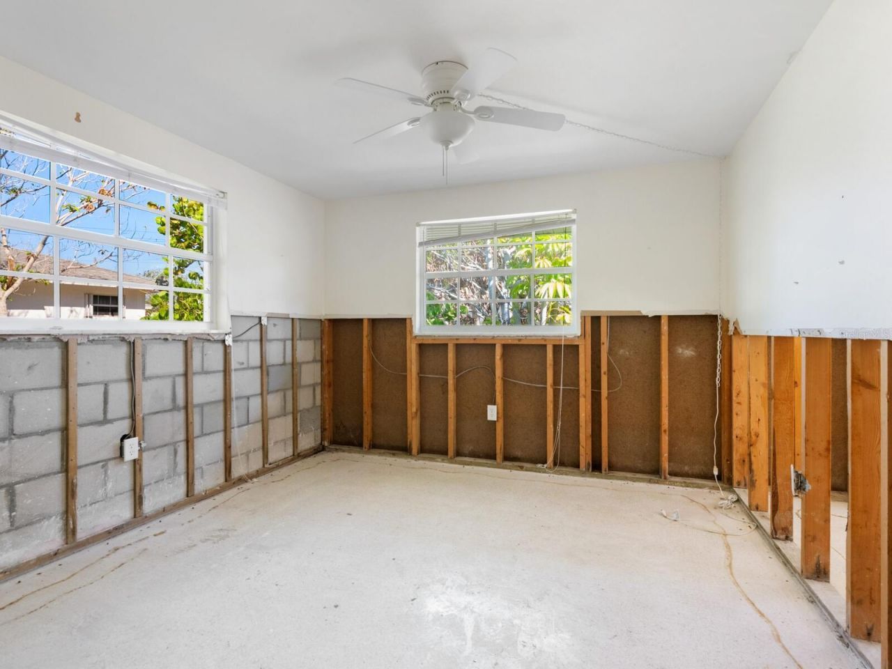 734 Canal Road, Sarasota, FL 34242 Photo