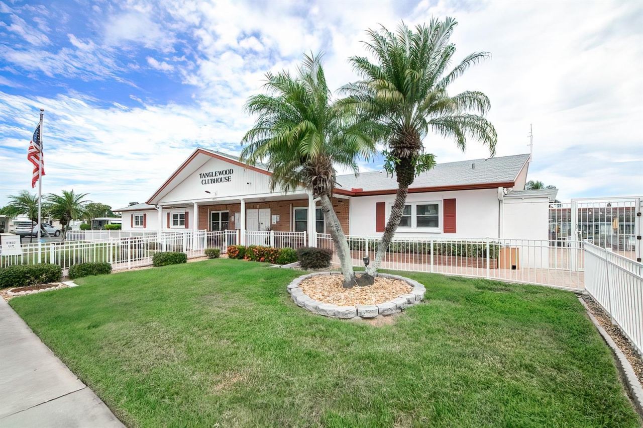 3141 Nantucket Drive, Holiday, FL 34690 Photo