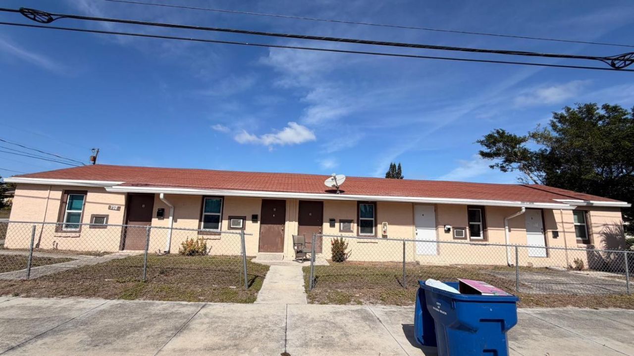 752 Martin Luther King Boulevard, Unit 1-5, Riviera Beach, FL 33404 Photo