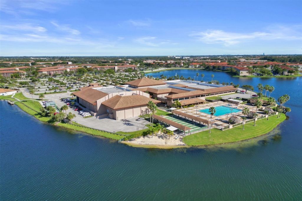 12900 SW 7th Ct, Unit 212B, Pembroke Pines, FL 33027 Photo