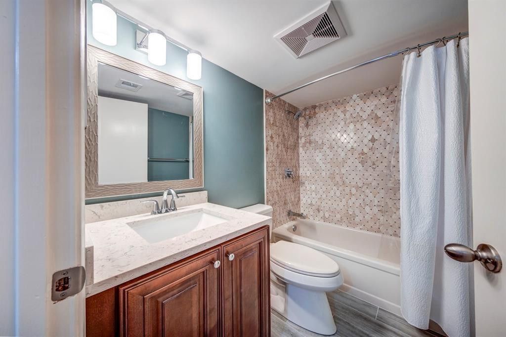 370 NW 76th Ave, Unit 202, Margate, FL 33063 Photo