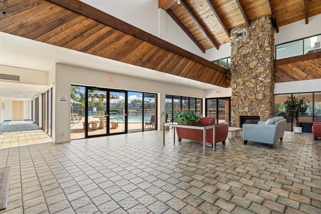 370 NW 76th Ave, Unit 202, Margate, FL 33063 Photo