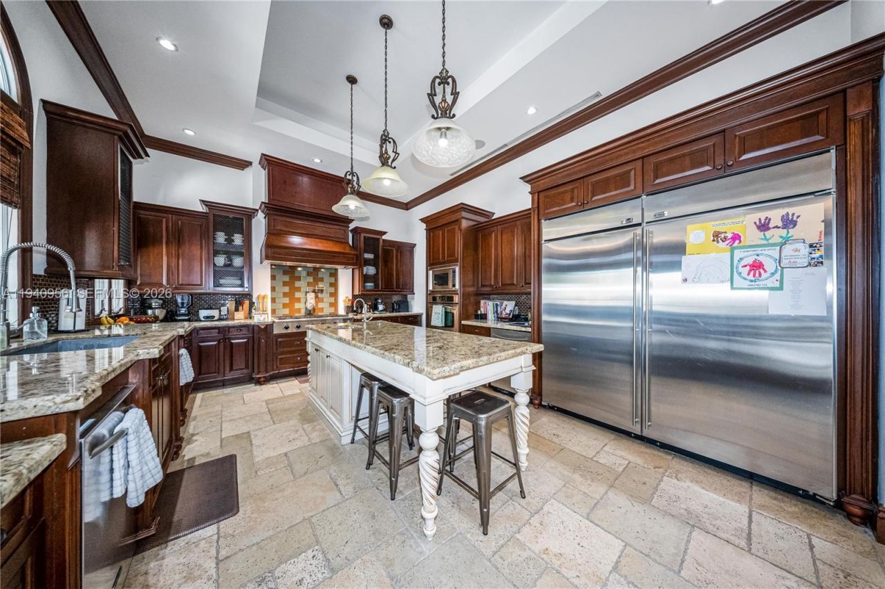 7538 SW 64th St , Miami, FL 33143 Photo