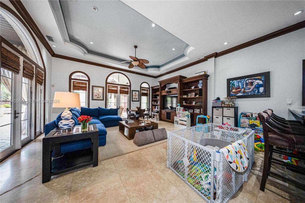 7538 SW 64th St , Miami, FL 33143 Photo