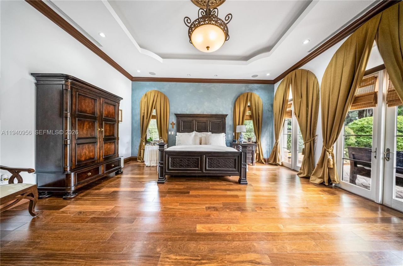 7538 SW 64th St , Miami, FL 33143 Photo