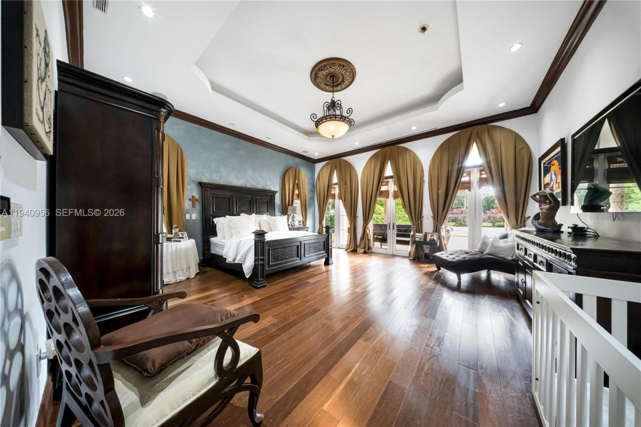 7538 SW 64th St , Miami, FL 33143 Photo