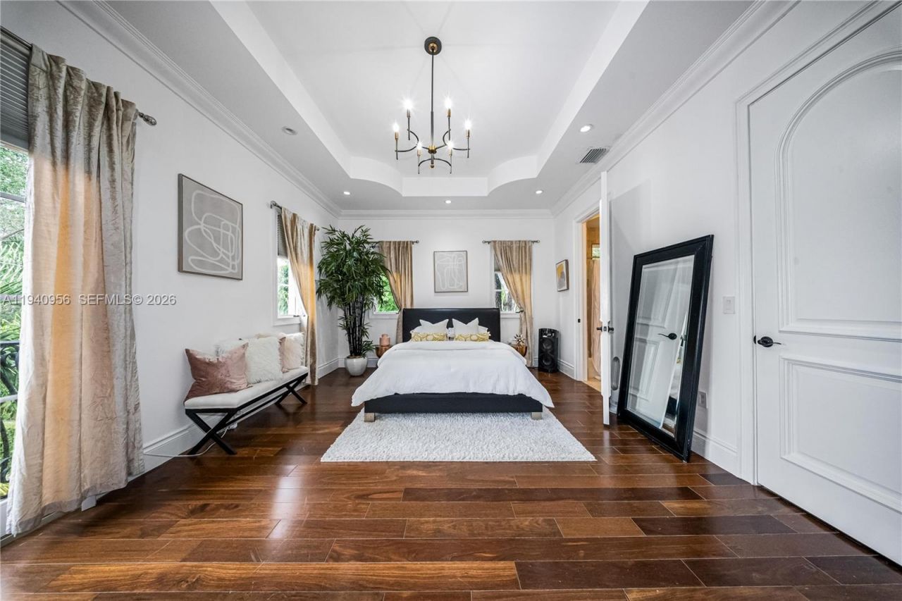 7538 SW 64th St , Miami, FL 33143 Photo