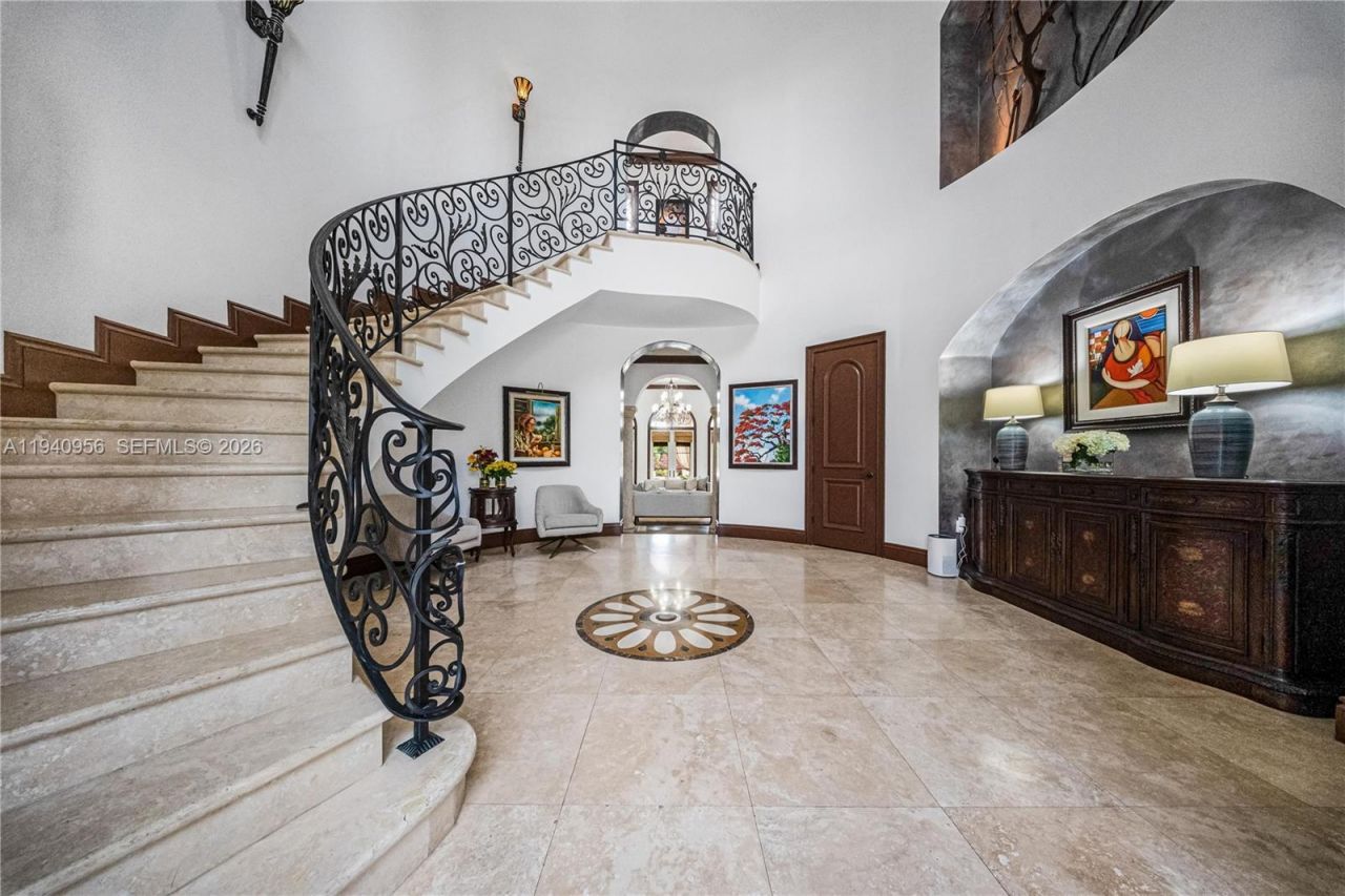 7538 SW 64th St , Miami, FL 33143 Photo