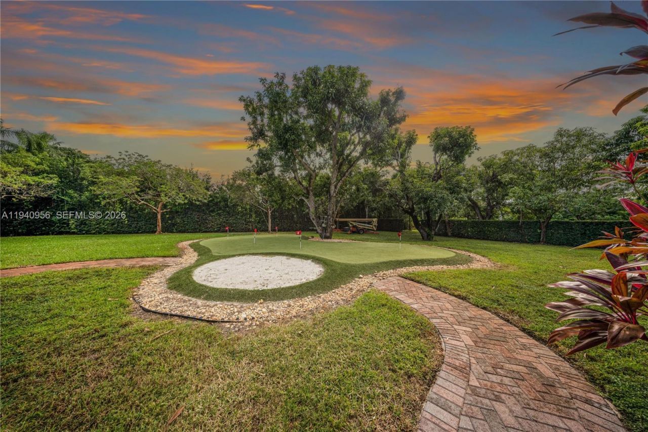 7538 SW 64th St , Miami, FL 33143 Photo