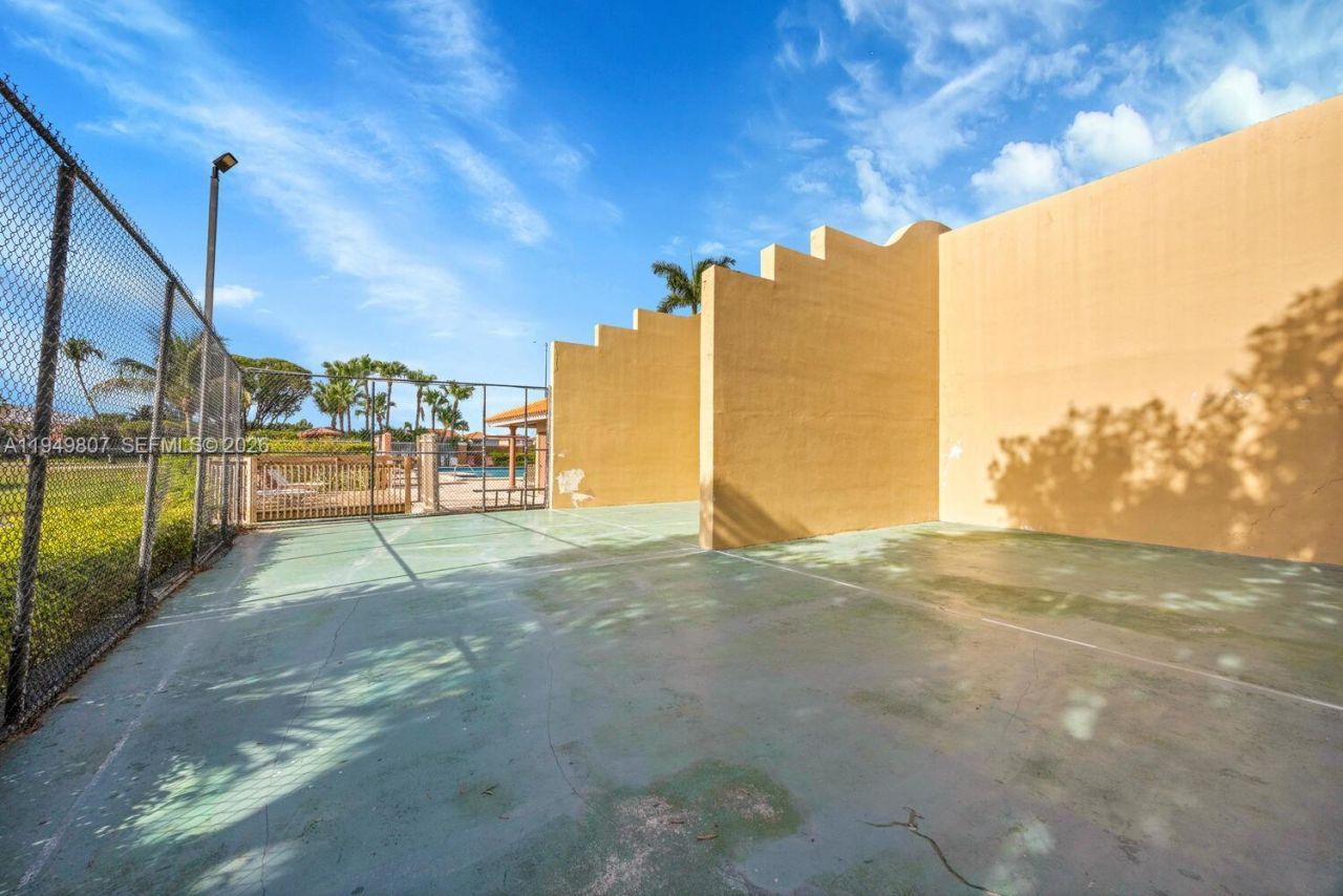 390 NW 86th Ct , Unit 803, Miami, FL 33126 Photo