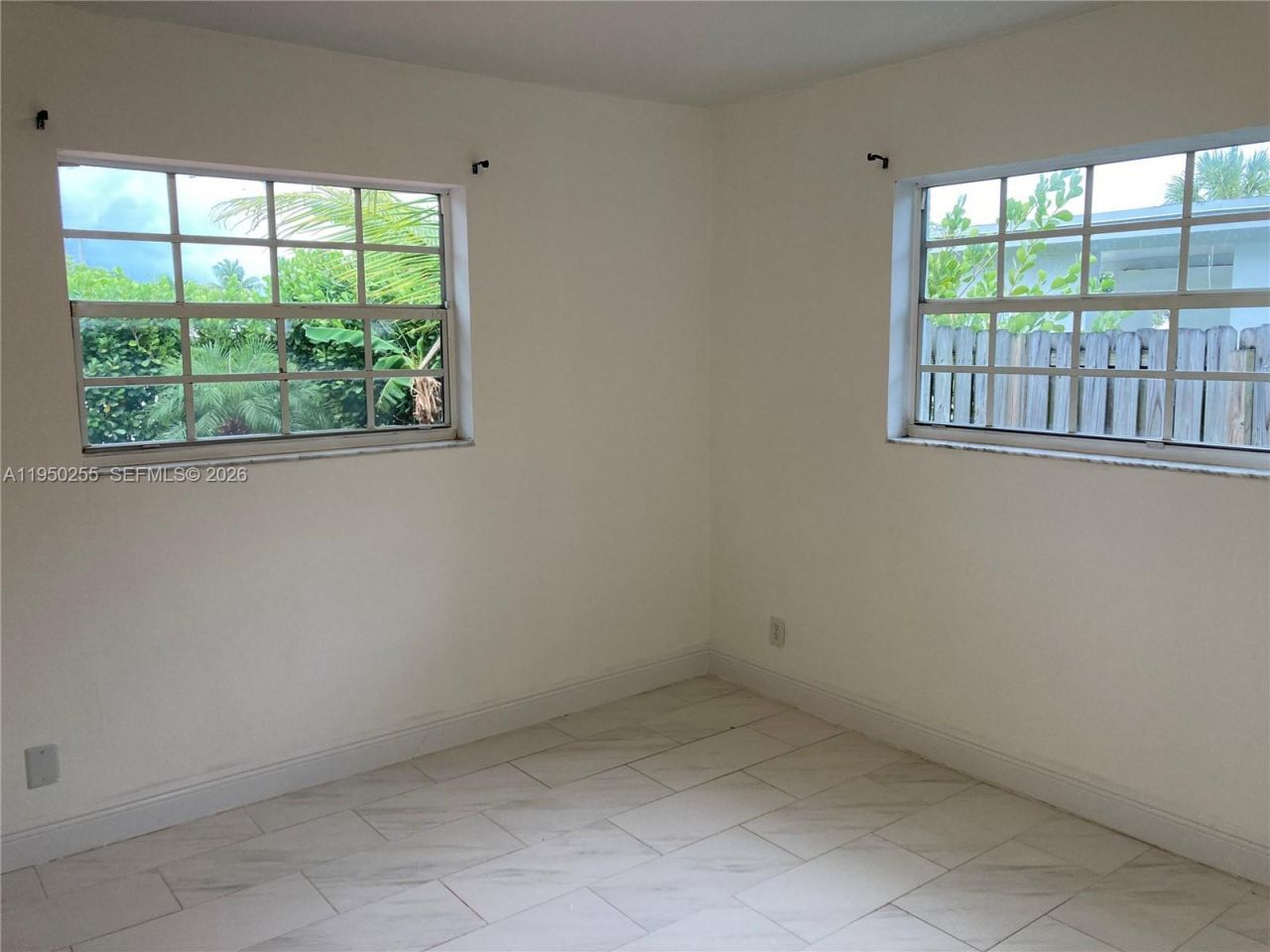 5720 Sheridan St, Unit 1, Hollywood, FL 33021 Photo