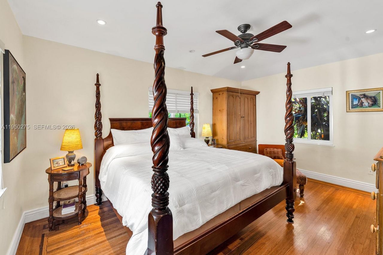 3701 Chase Ave, Miami Beach, FL 33140 Photo