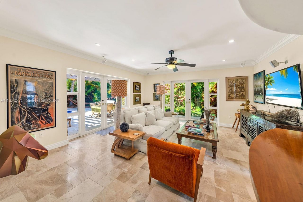 3701 Chase Ave, Miami Beach, FL 33140 Photo