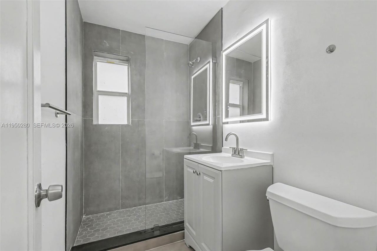 9160 NE 8th Ave, Unit 2J, Miami Shores, FL 33138 Main Photo