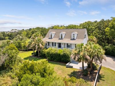 424 Station 22 1/2 Street, Sullivans Island, SC 29482