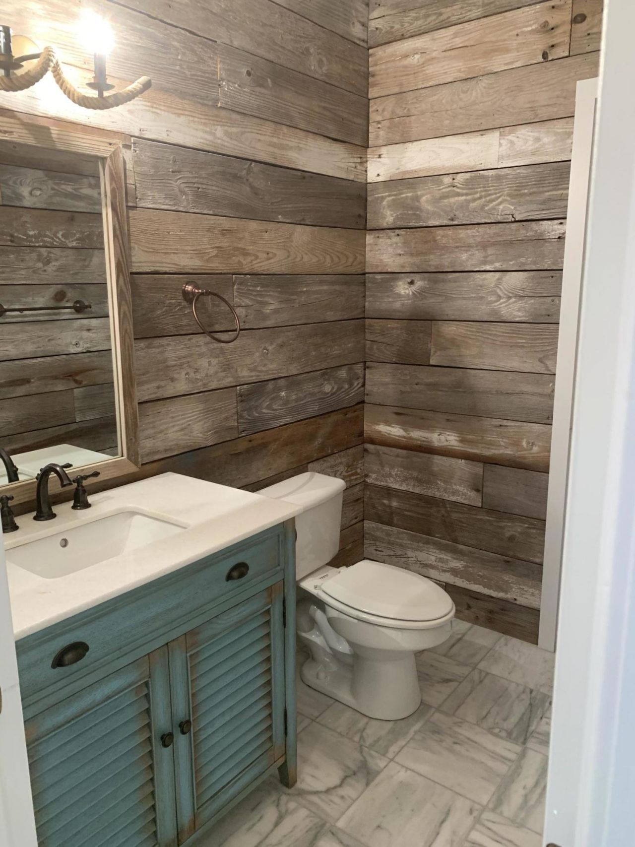 424 Station 22 1/2 Street Photo 11