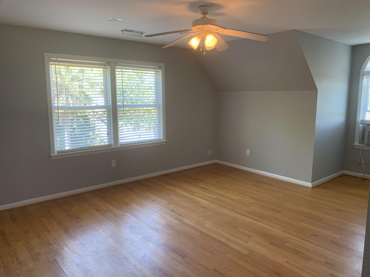 424 Station 22 1/2 Street Photo 21