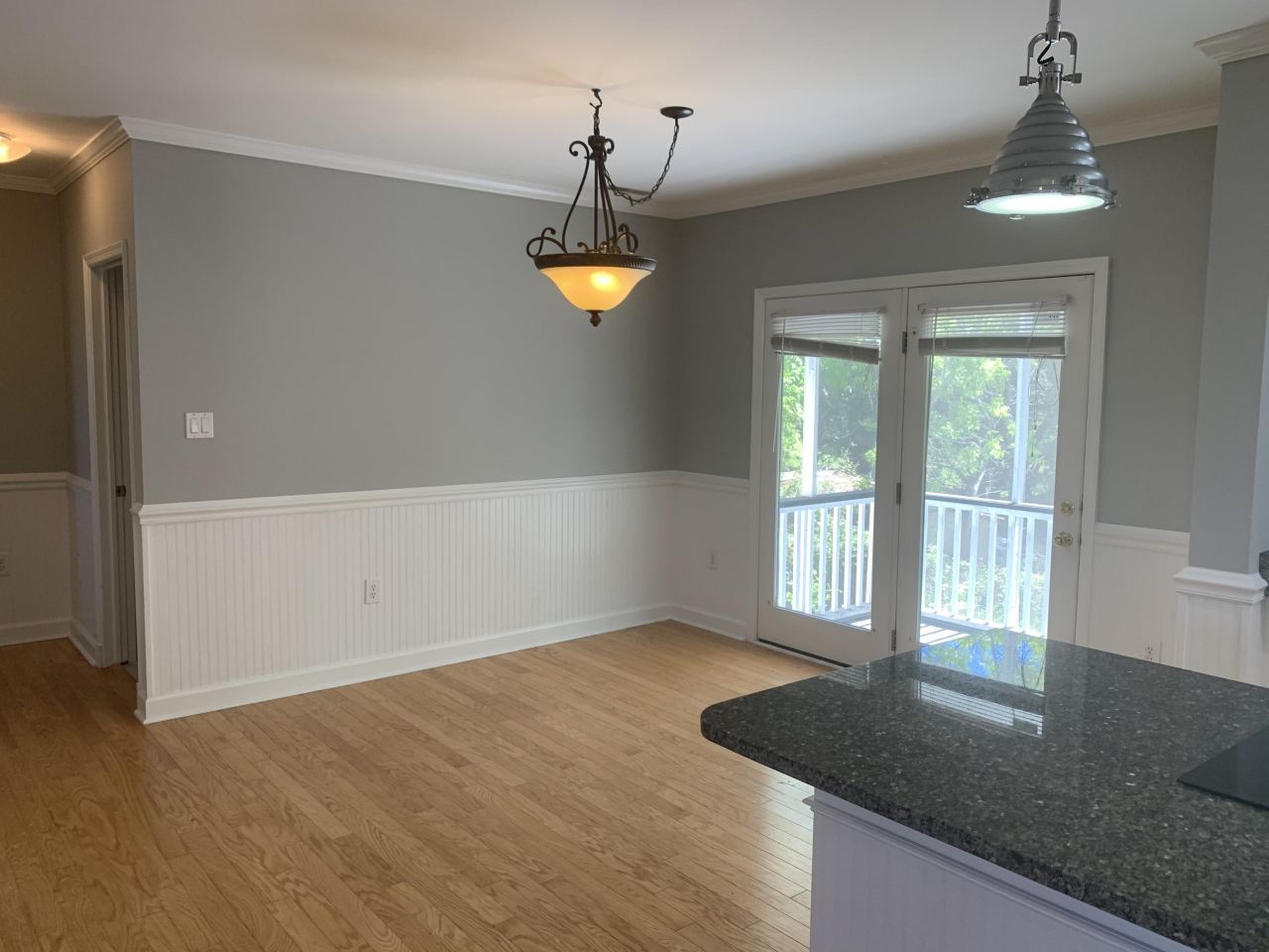 424 Station 22 1/2 Street Photo 9