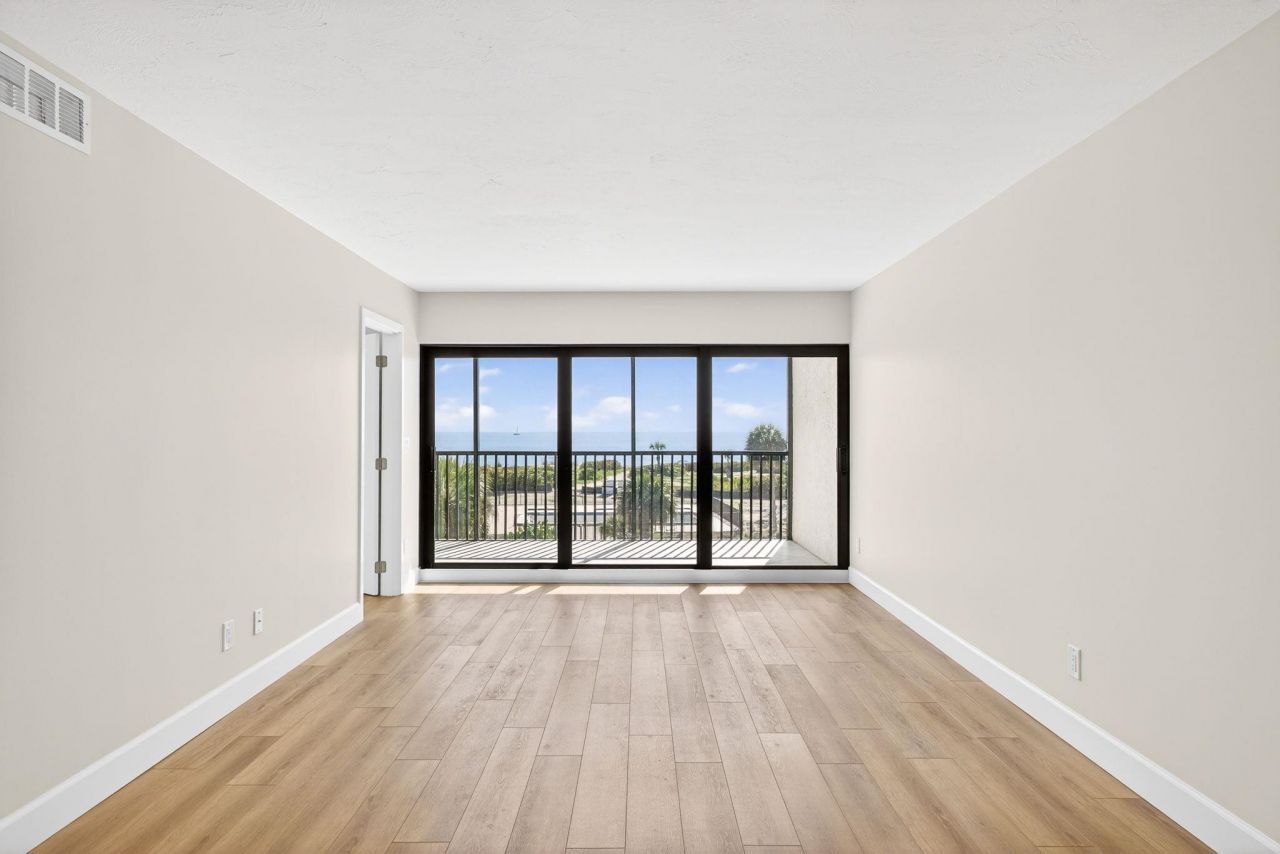 2737 W Gulf Dr, Unit 222, Sanibel, FL 33957 Photo