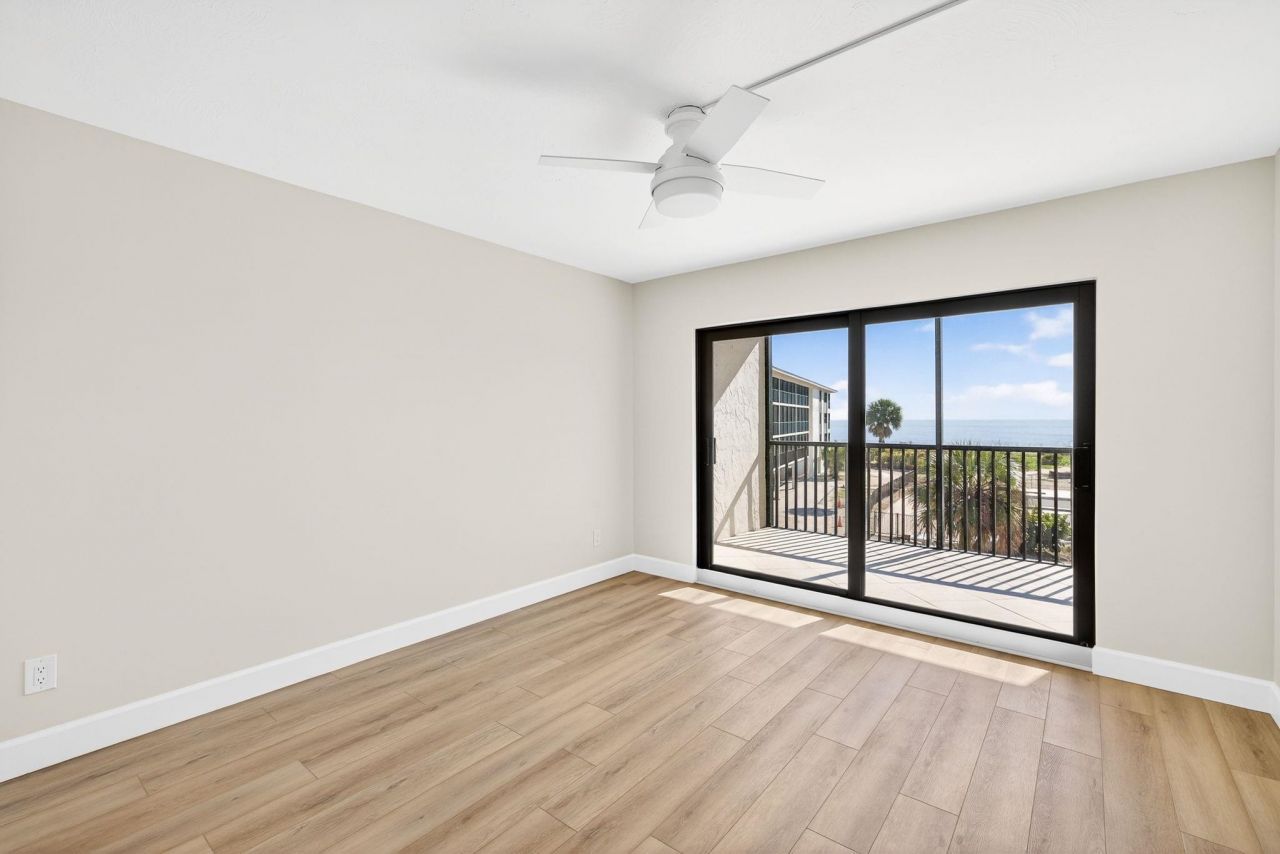 2737 W Gulf Dr, Unit 222, Sanibel, FL 33957 Photo