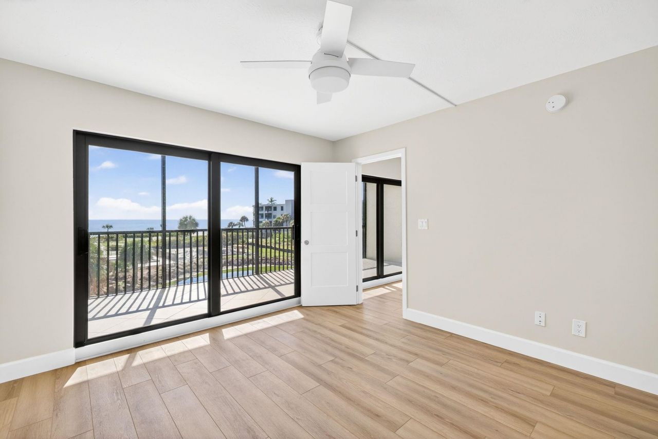 2737 W Gulf Dr, Unit 222, Sanibel, FL 33957 Photo