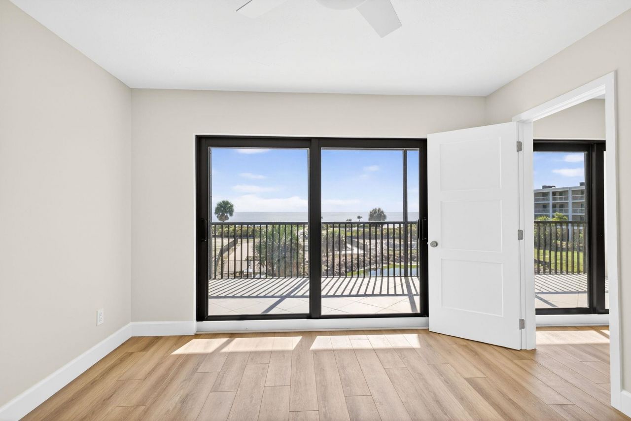 2737 W Gulf Dr, Unit 222, Sanibel, FL 33957 Photo