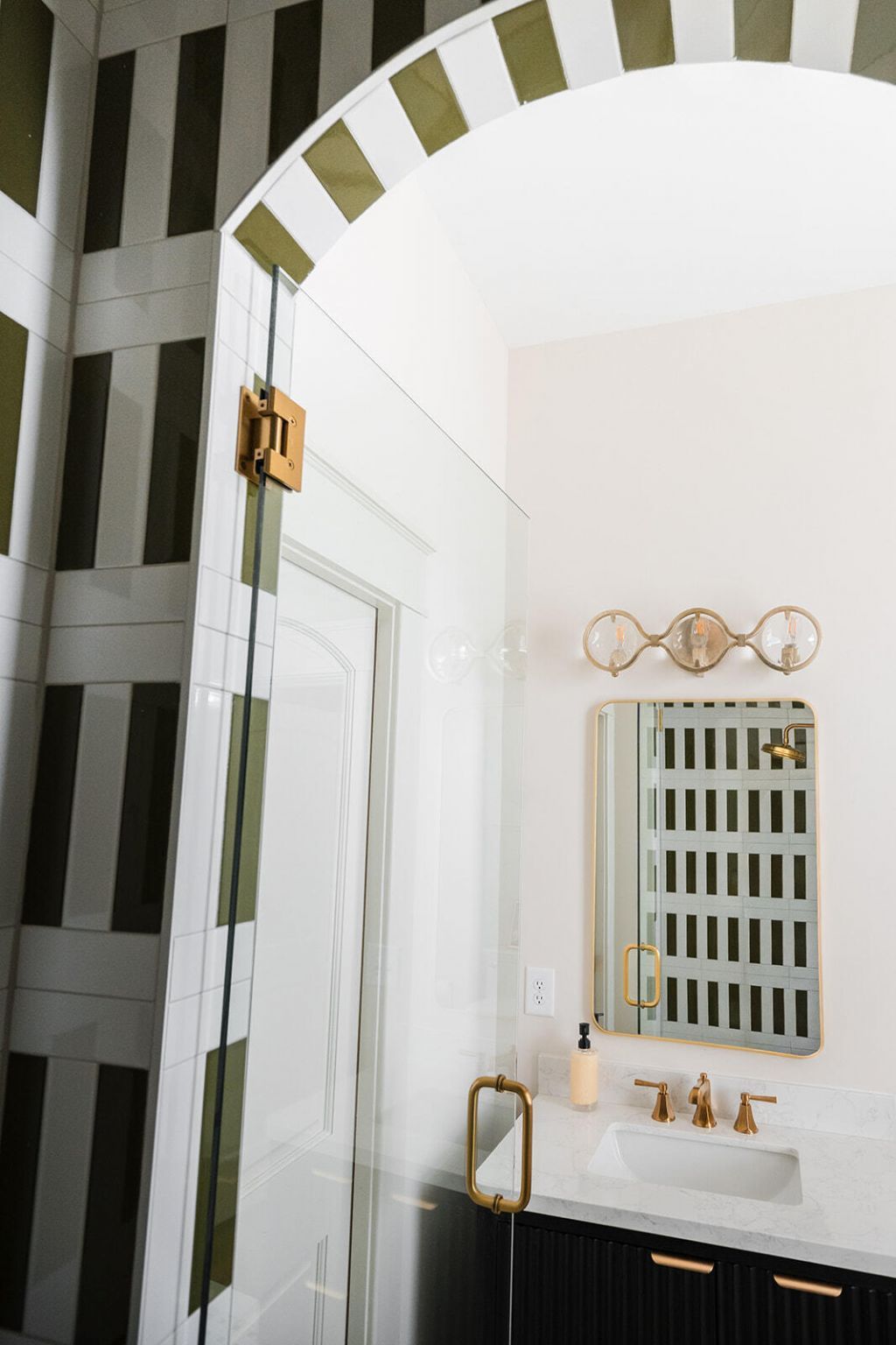 63 Montagu Street Photo 34