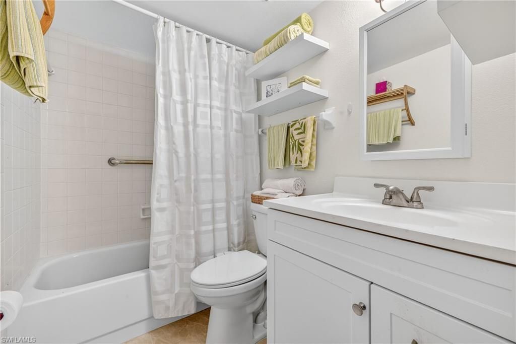 7025 New Post Dr, Unit 4, North Fort Myers, FL 33917 Photo