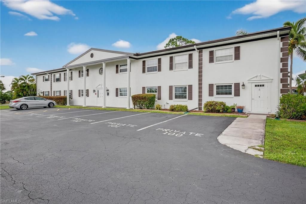 7025 New Post Dr, Unit 4, North Fort Myers, FL 33917 Photo