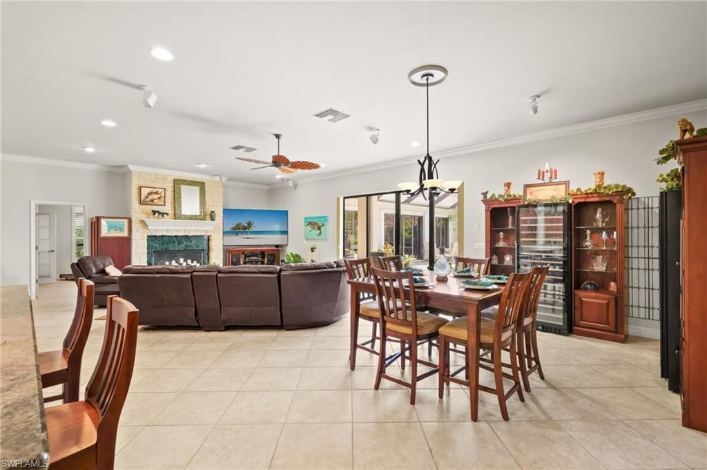 5251 Westminster Dr, Fort Myers, FL 33919 Photo