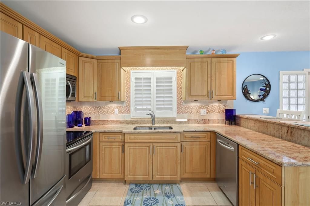 5251 Westminster Dr, Fort Myers, FL 33919 Photo